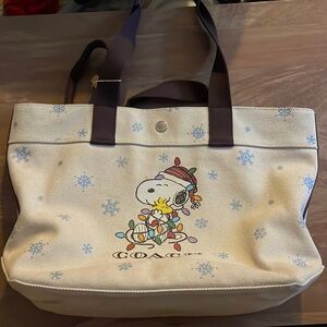 Coach X Peanut’s large Tote